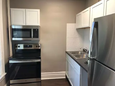 625 E Burlington St #1, Iowa City, IA 52240
