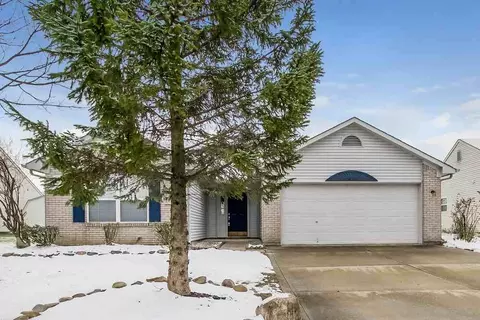 7645 Blue Willow Dr, Indianapolis, IN 46239