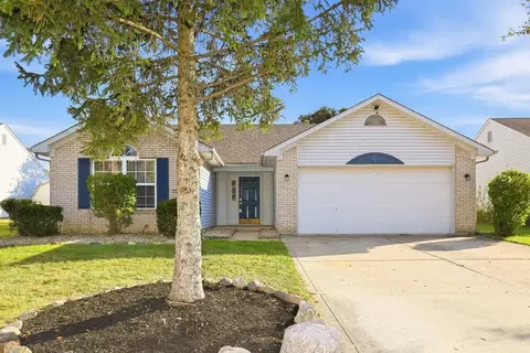 7645 Blue Willow Dr, Indianapolis, IN 46239
