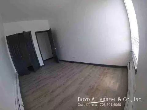 5926 S Michigan Ave #1ST, Chicago, IL 60637