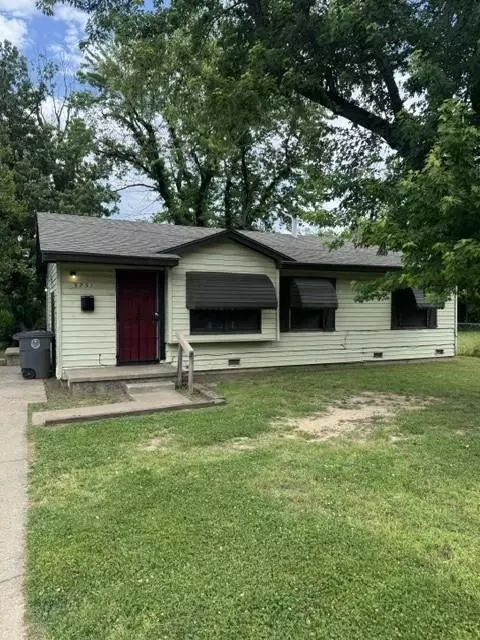 5731 N Garrison Pl #1, Tulsa, OK 74126