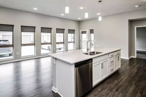 1202 S 177th Plz, Omaha, NE 68130 photo 2