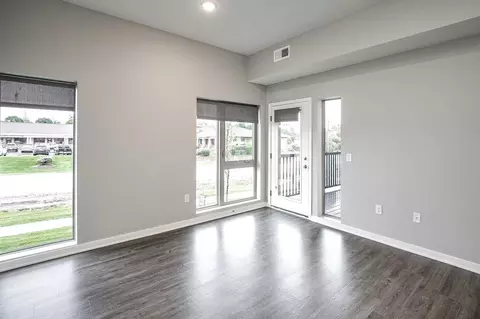 1202 S 177th Plz, Omaha, NE 68130 photo 12