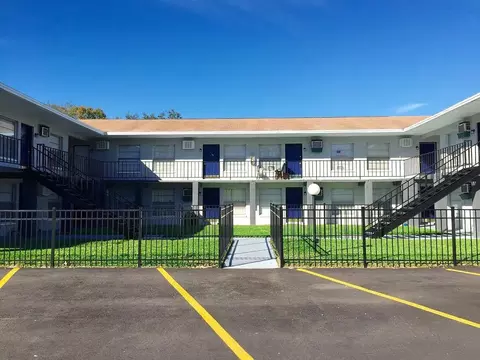 3809 W Iowa Ave, Tampa, FL 33616