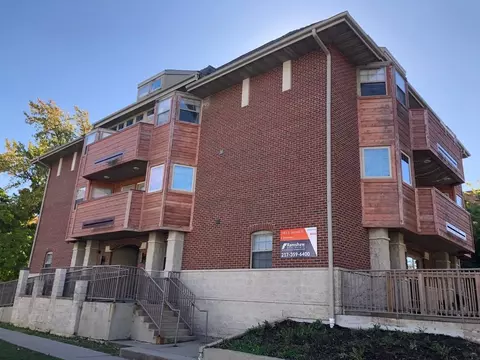 1002 S 2nd St, Champaign, IL 61820 photo 5