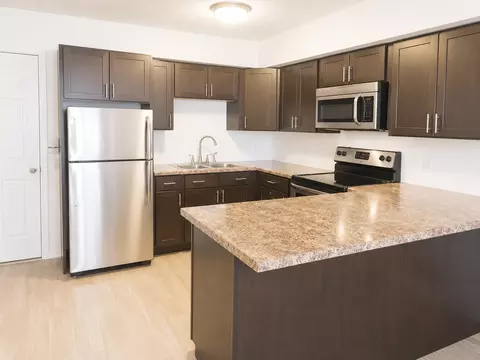 1002 S 2nd St, Champaign, IL 61820 photo 7