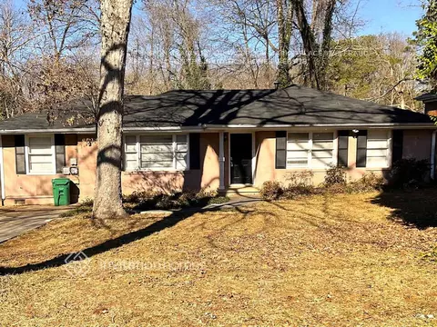 2689 Rollingwood Ln SE, Atlanta, GA 30316