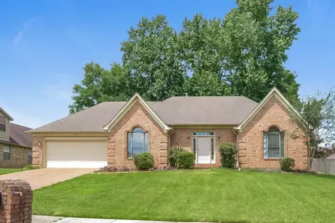 4971 Rabbit Chase Ln, Arlington, TN 38002