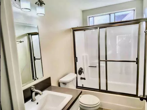 10356 Commerce Ave, Tujunga, CA 91042 photo 3