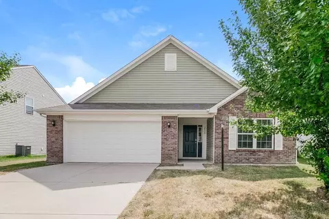 2532 Copper Hill Dr, Indianapolis, IN 46239
