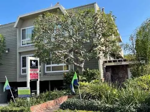 11838 Goshen Ave #1, Los Angeles, CA 90049