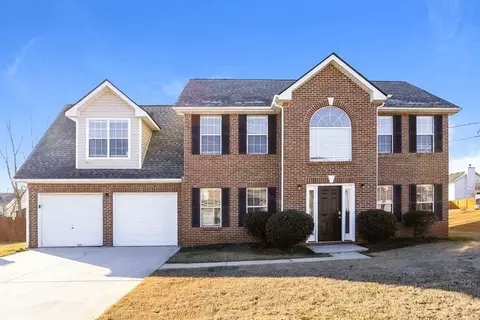 4585 Osprey Ln, Decatur, GA 30035