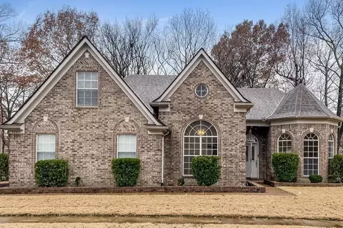 5249 Millers Glen Ln, Memphis, TN 38125