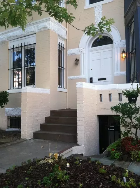 1738 U St NW #1, Washington, DC 20009