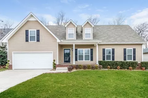 2913 Waywood Dr, Murfreesboro, TN 37128