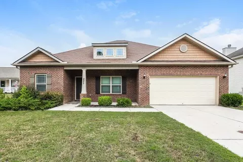 231 Galway Ln, Hampton, GA 30228