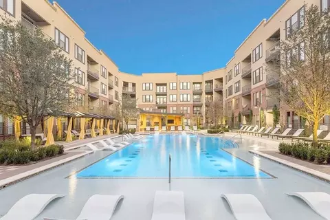 3300 Dallas Pkwy #19752, Plano, TX 75093