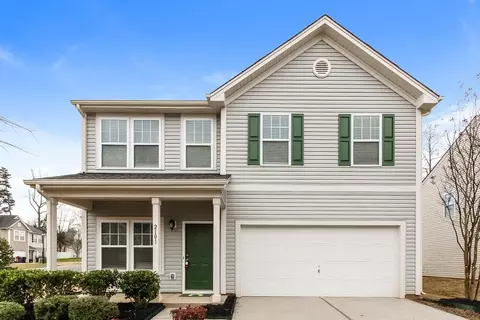 2101 Lake Vista Dr, Mount Holly, NC 28120