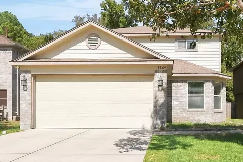 9969 Kingfisher Dr, Conroe, TX 77385