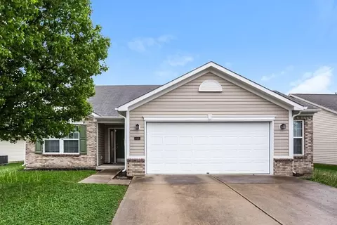 5765 Arlington Dr, Plainfield, IN 46168