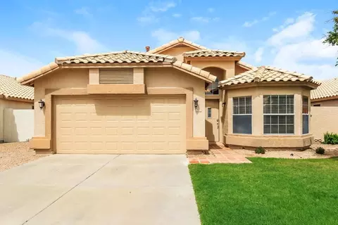7932 W Taro Ln, Glendale, AZ 85308