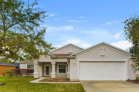 2732 Woodsdale Dr, Middleburg, FL 32068