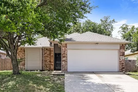 1812 Alanbrooke Dr, Everman, TX 76140