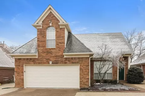4077 Course View Dr, Bartlett, TN 38135