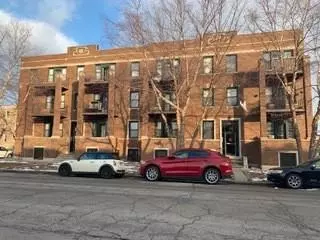 5001 S Prairie Ave #B, Chicago, IL 60615