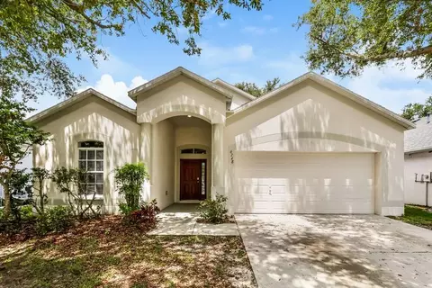 6748 Monarch Park Dr, Apollo Beach, FL 33572