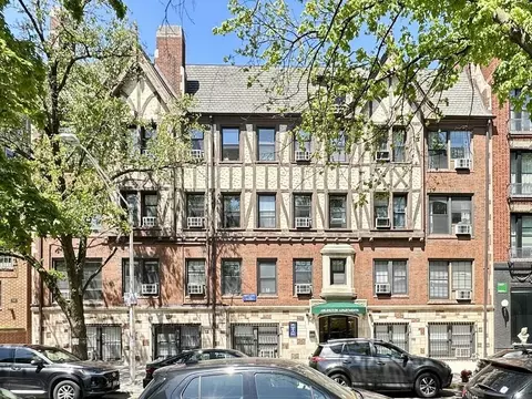 536 W Arlington Pl #107, Chicago, IL 60614