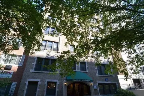 1347 N Dearborn St #403, Chicago, IL 60610
