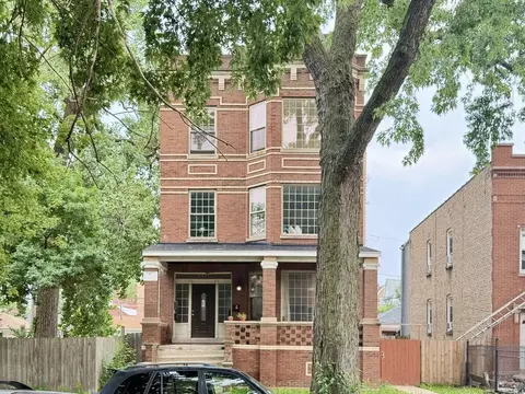 2537 N Kildare Ave #3, Chicago, IL 60639