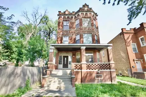 2537 N Kildare Ave #3, Chicago, IL 60639