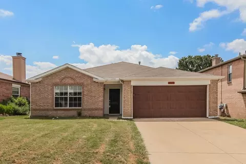 3317 Bentgate Ct, Denton, TX 76210