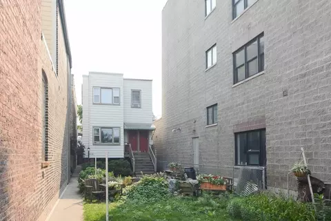 3426 N Lincoln Ave #2, Chicago, IL 60657