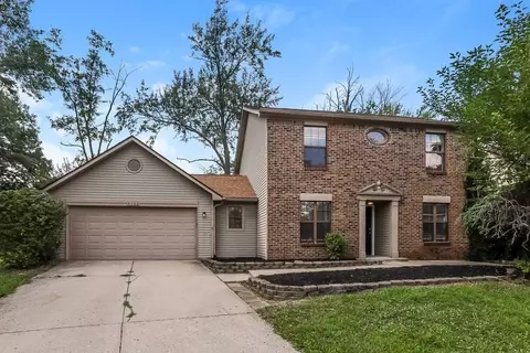 6722 Foxfire Dr, Indianapolis, IN 46214