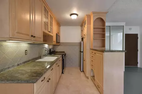 250 Linden Ave #208, Long Beach, CA 90802