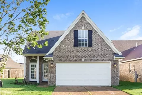 10218 Cottage Oaks Cv, Memphis, TN 38016