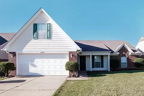 1928 Clairmont Dr, Southaven, MS 38671
