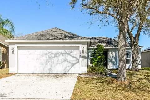 16213 Wilkinson Dr, Clermont, FL 34714