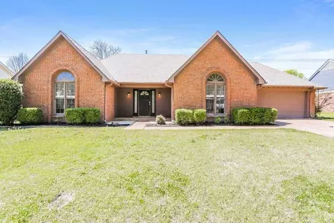 2861 Mcvay Trail Dr, Memphis, TN 38119