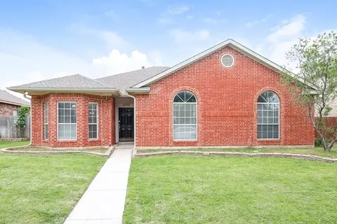 1330 Bogard Ln, Lewisville, TX 75077