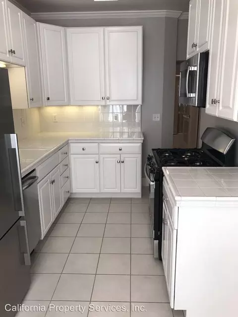 2290 Francisco St, San Francisco, CA 94123