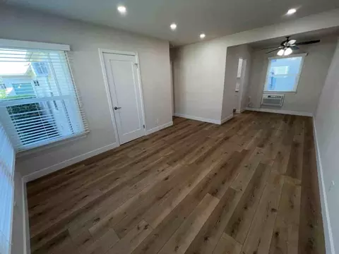 325 Elmwood Ave, Burbank, CA 91502 photo 9
