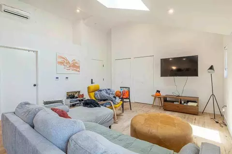 5055 Lincoln Ave, Los Angeles, CA 90042