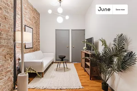 235 W 18th St #1wr, New York, NY 10011