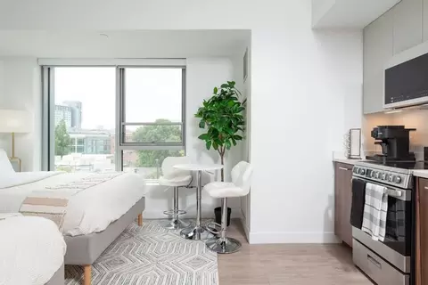 425 Massachusetts Ave, Cambridge, MA 02139