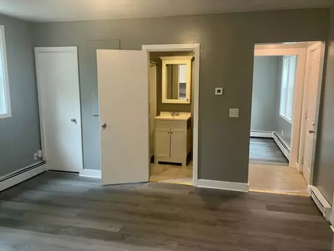 24 Mount Globe St, Fitchburg, MA 01420