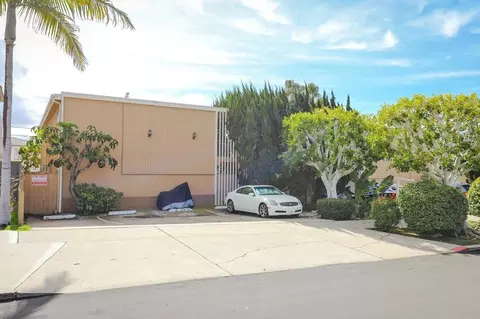 1551 Chalcedony St, San Diego, CA 92109